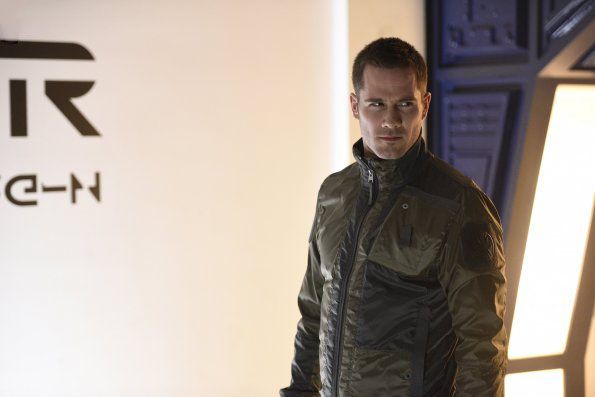 Fotoğraf Luke MacFarlane