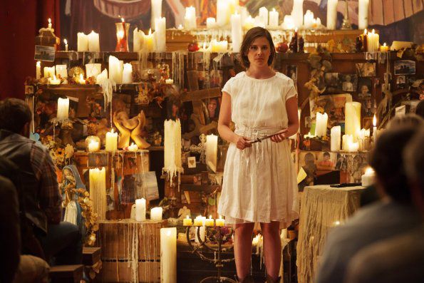 Dominion : Fotoğraf Olivia Mace