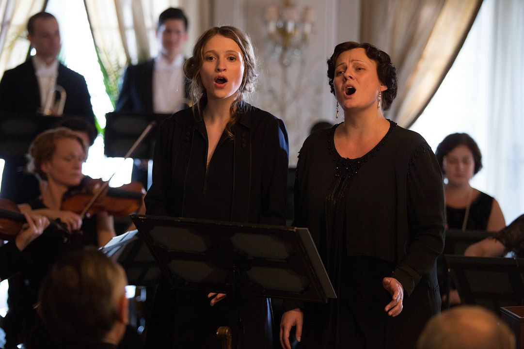 Marguerite : Fotoğraf Christa Théret