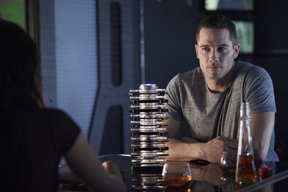 Fotoğraf Luke MacFarlane