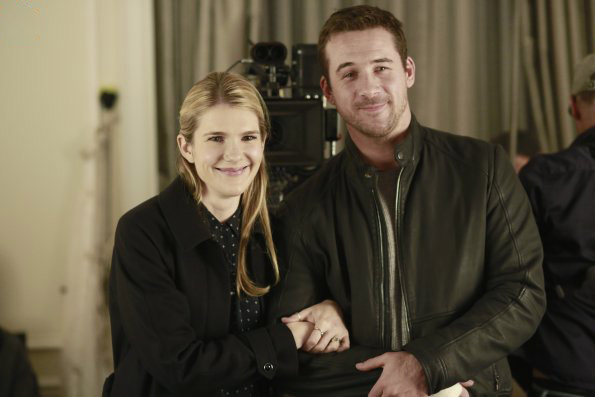 The Whispers : Fotoğraf Barry Sloane, Lily Rabe