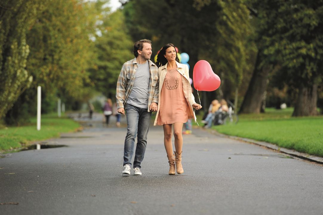 Fotoğraf Christian Ulmen, Aylin Tezel