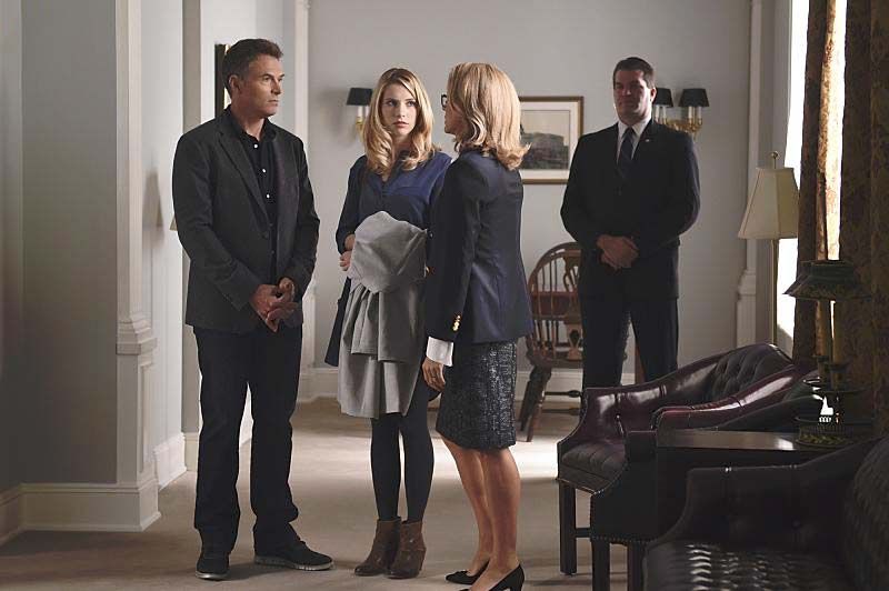 Fotoğraf Wallis Currie-Wood, Tim Daly, Tea Leoni