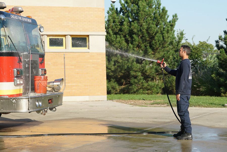 Fotoğraf Taylor Kinney