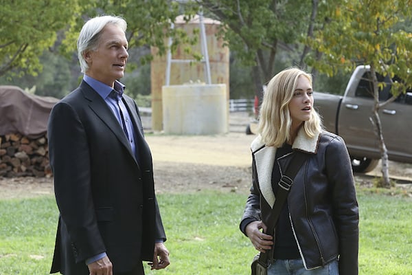 Fotoğraf Emily Wickersham, Mark Harmon