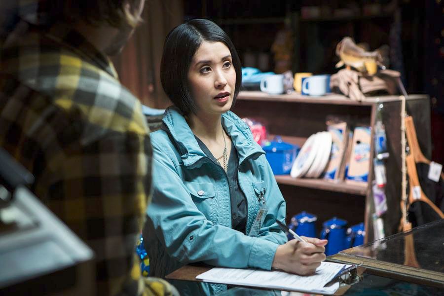 Grimm : Fotoğraf June Eisler