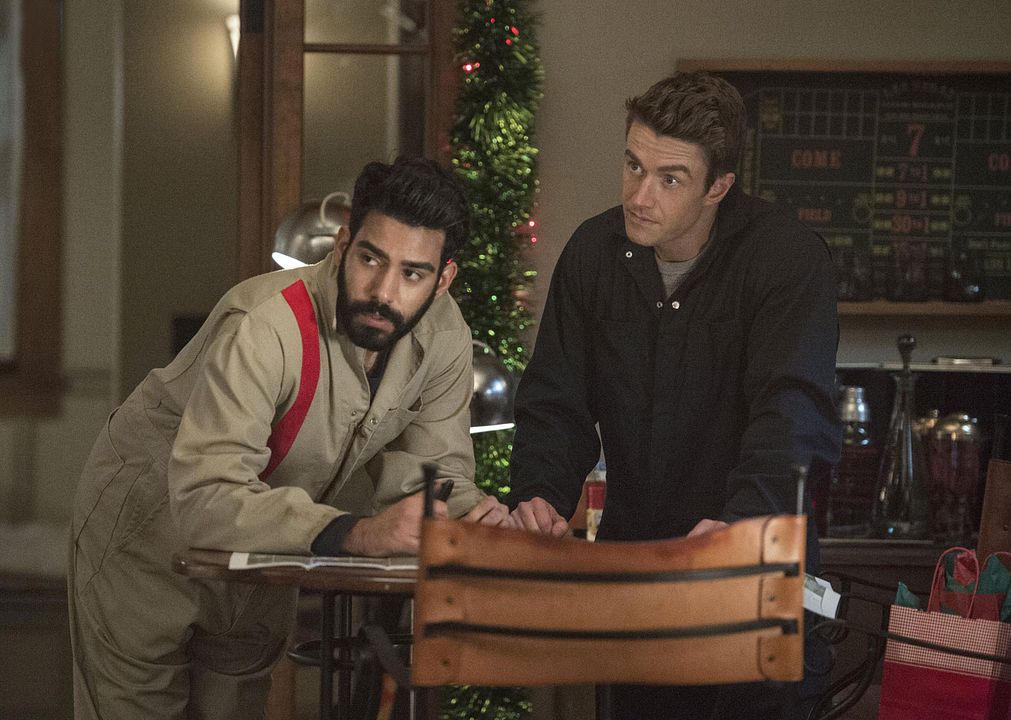 Fotoğraf Rahul Kohli, Robert Buckley