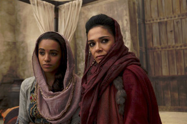 Of Kings and Prophets : Fotoğraf Simone Kessell, Maisie Richardson-Sellers