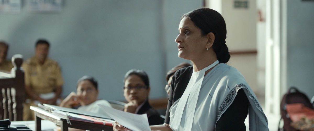 Mahkeme : Fotoğraf Geetanjali Kulkarni