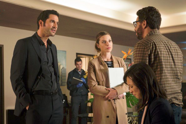 Lucifer : Fotoğraf Lauren German, Tom Ellis