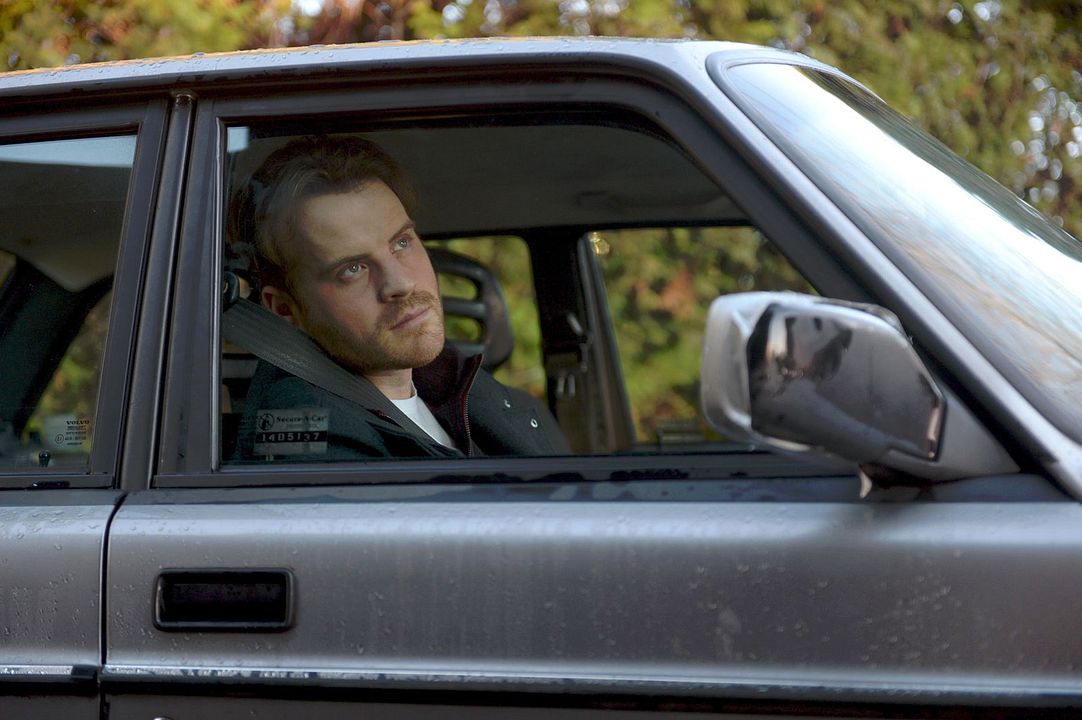 Fotoğraf Robert Kazinsky