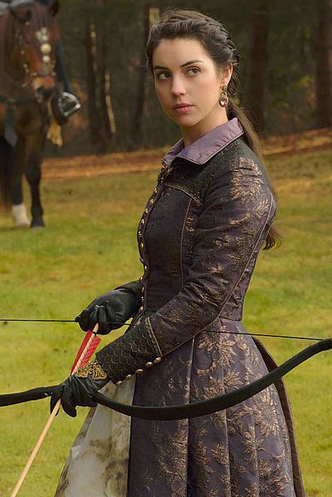 Fotoğraf Adelaide Kane