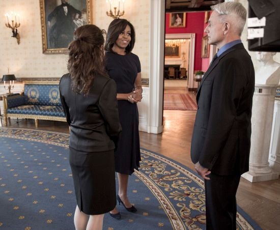 Fotoğraf Reiko Aylesworth, Michelle Obama, Mark Harmon