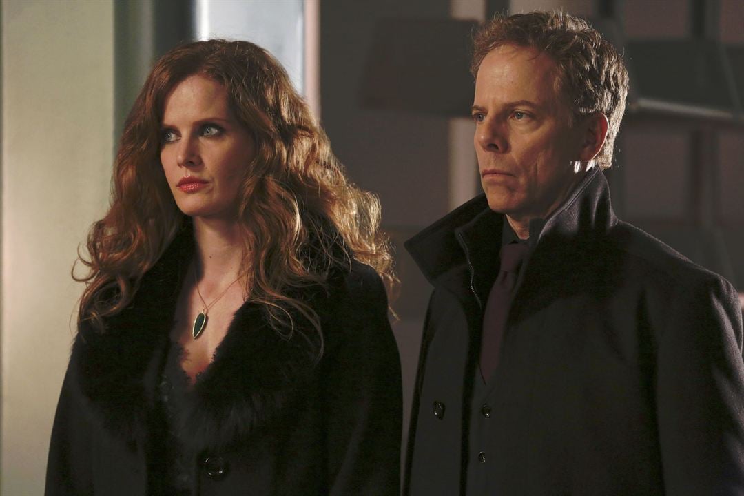 Fotoğraf Rebecca Mader, Greg Germann