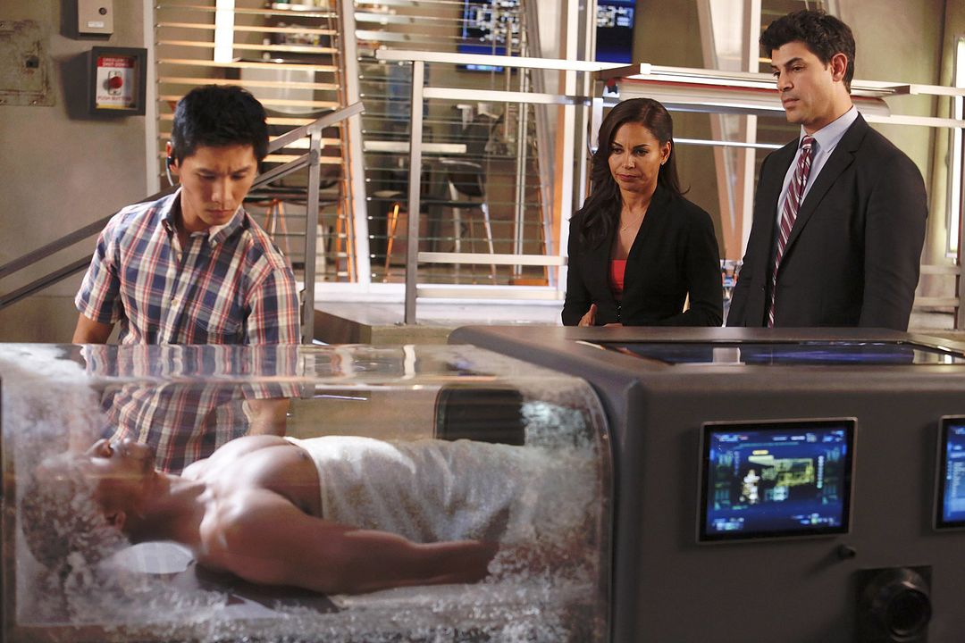 Stitchers : Fotoğraf Salli Richardson-Whitfield, Ross Kurt Le