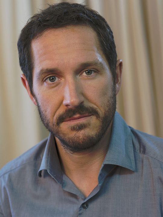 Afiş Bertie Carvel
