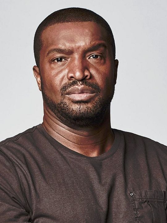 Afiş Roger Cross