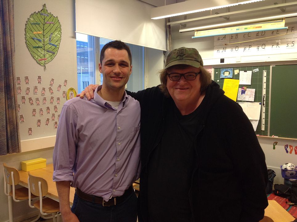 Şimdi Nereyi İşgal Edelim? : Fotoğraf Michael Moore