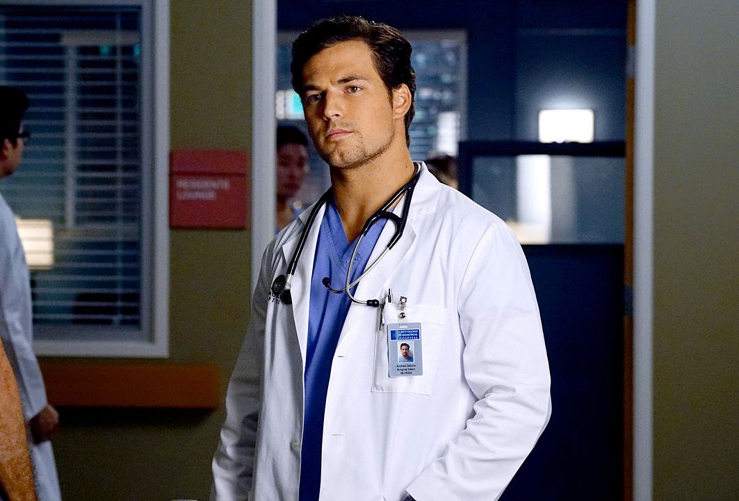 Fotoğraf Giacomo Gianniotti