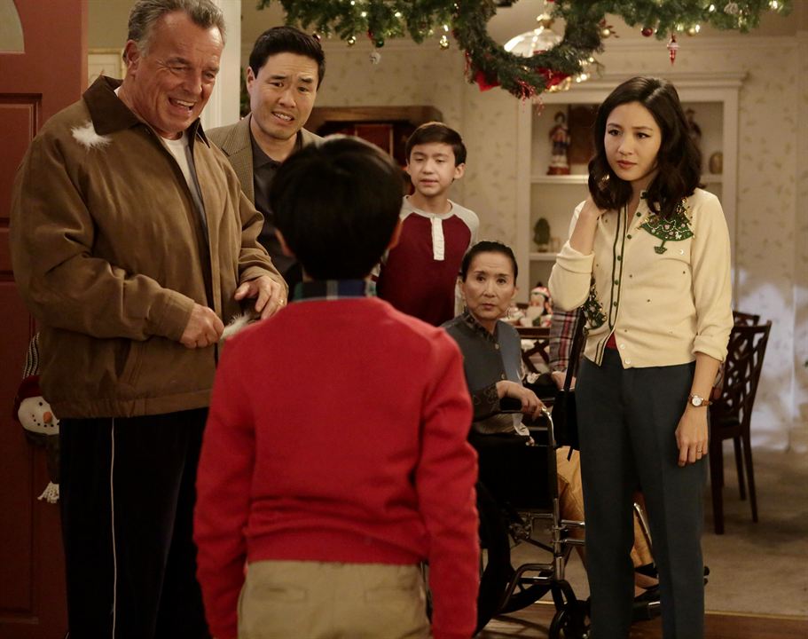 Fotoğraf Randall Park, Ray Wise, Constance Wu