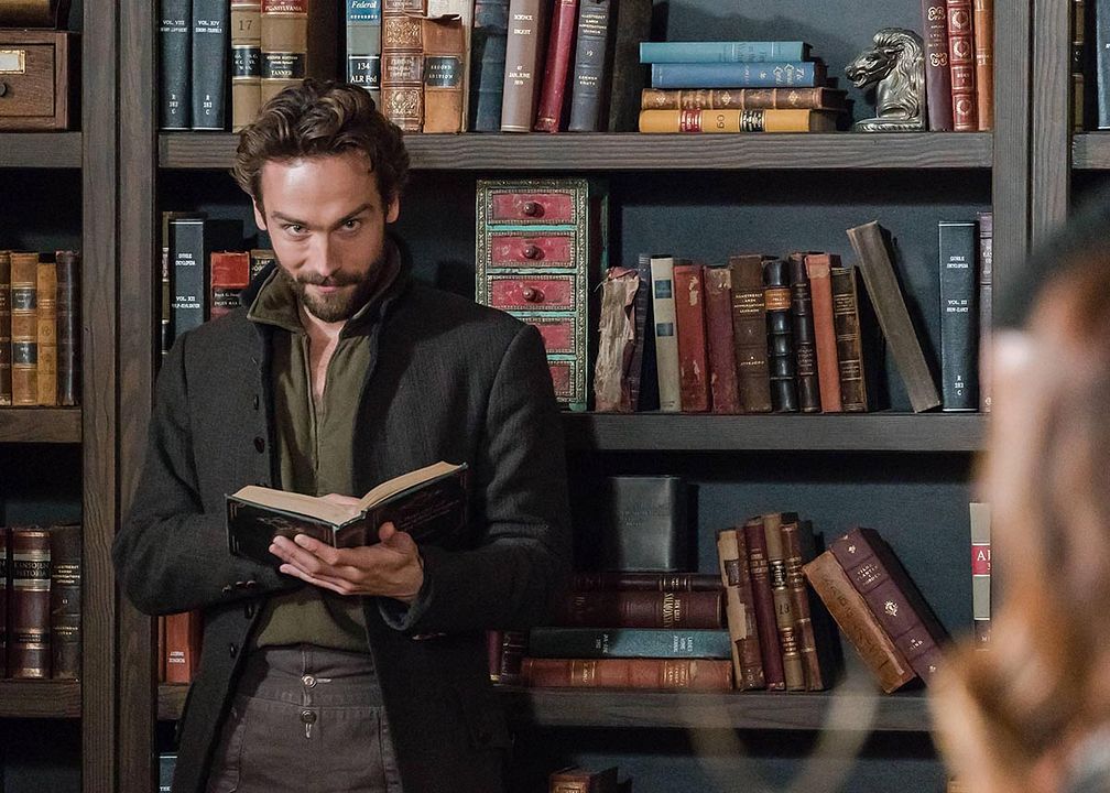 Fotoğraf Tom Mison