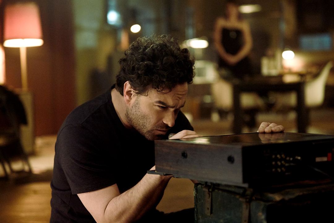 Halka 3 : Fotoğraf Johnny Galecki