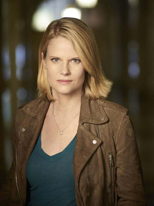 Fotoğraf Joelle Carter