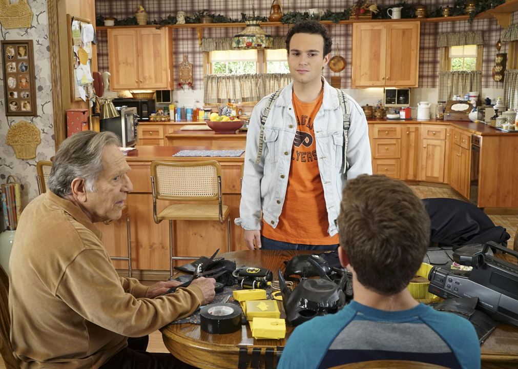 Fotoğraf Troy Gentile, Sean Giambrone, George Segal