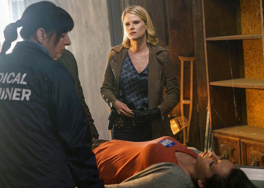 Fotoğraf Joelle Carter
