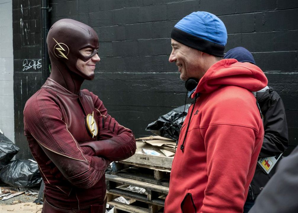 Fotoğraf Tom Cavanagh, Grant Gustin