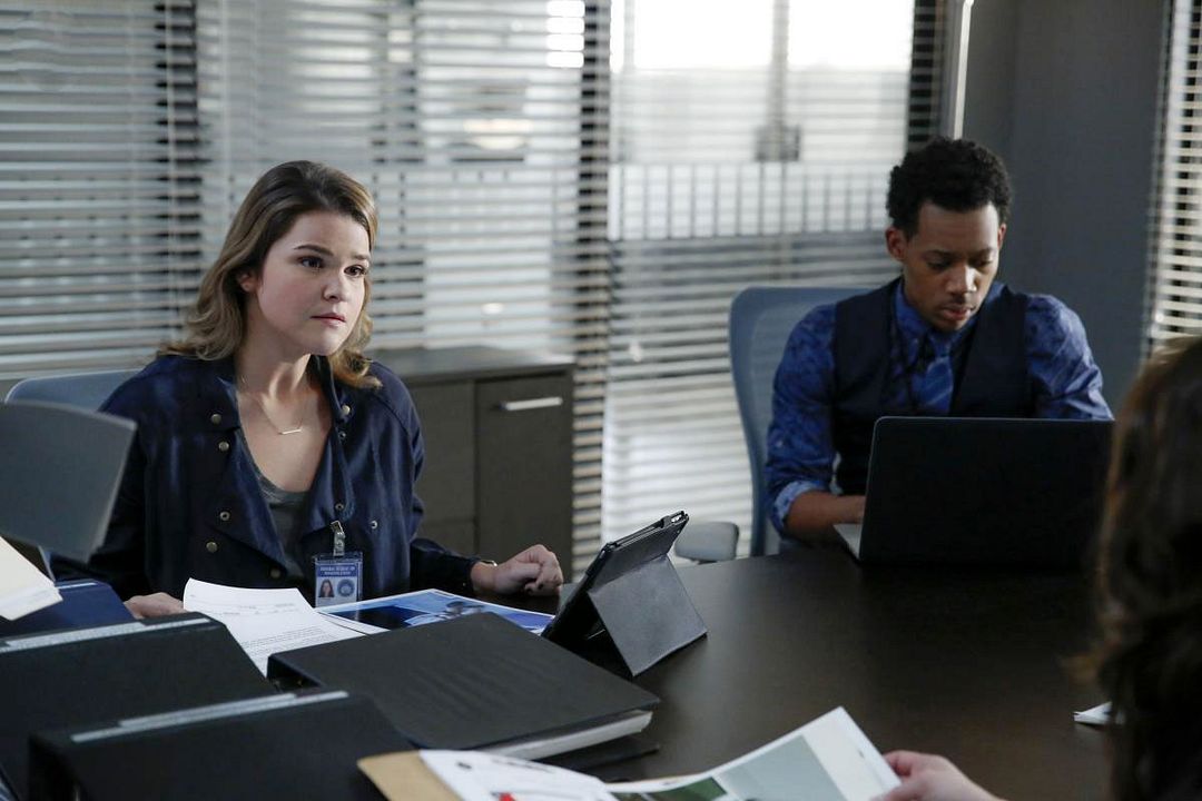 Fotoğraf Annie Funke, Tyler James Williams