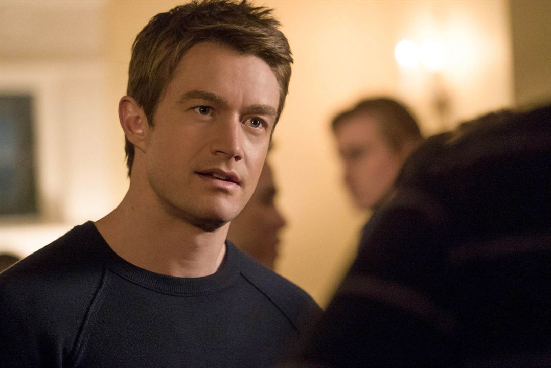 Fotoğraf Robert Buckley