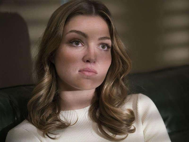 Ray Donovan : Fotoğraf Lili Simmons