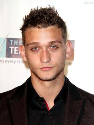 Afiş Cody Saintgnue