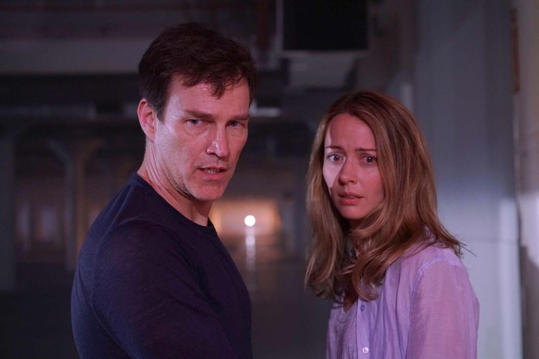 The Gifted : Fotoğraf Amy Acker, Stephen Moyer