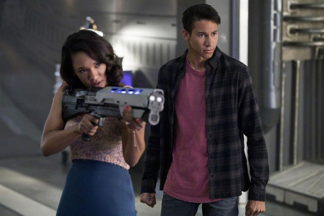 The Flash (2014) : Fotoğraf Keiynan Lonsdale, Candice Patton