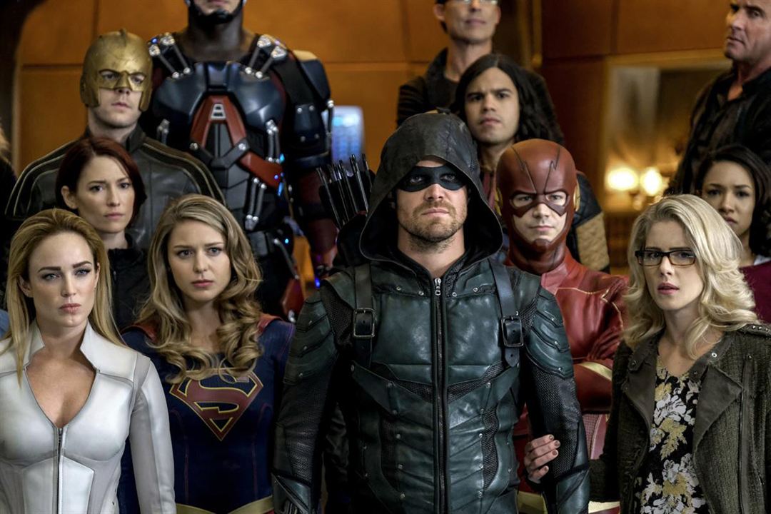 DC's Legends of Tomorrow : Fotoğraf Grant Gustin, Emily Bett Rickards, Melissa Benoist, Carlos Valdes, Chyler Leigh, Dominic Purcell, Candice Patton, Russell Tovey, Caity Lotz, Stephen Amell
