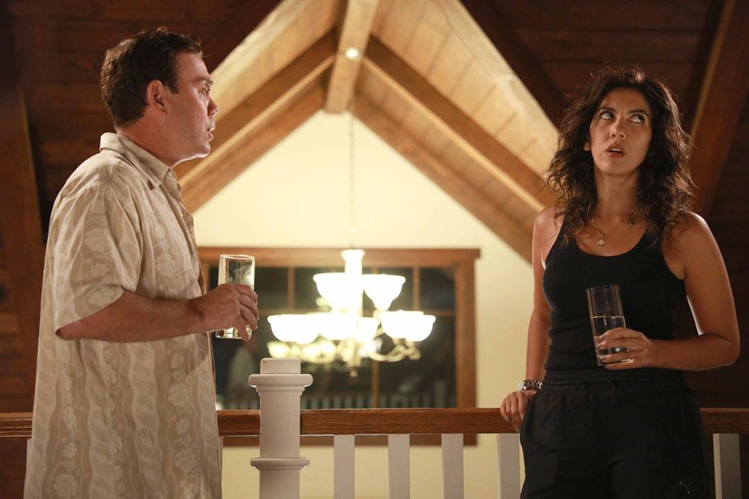 Brooklyn Nine-Nine : Fotoğraf Stephanie Beatriz, Joe Lo Truglio