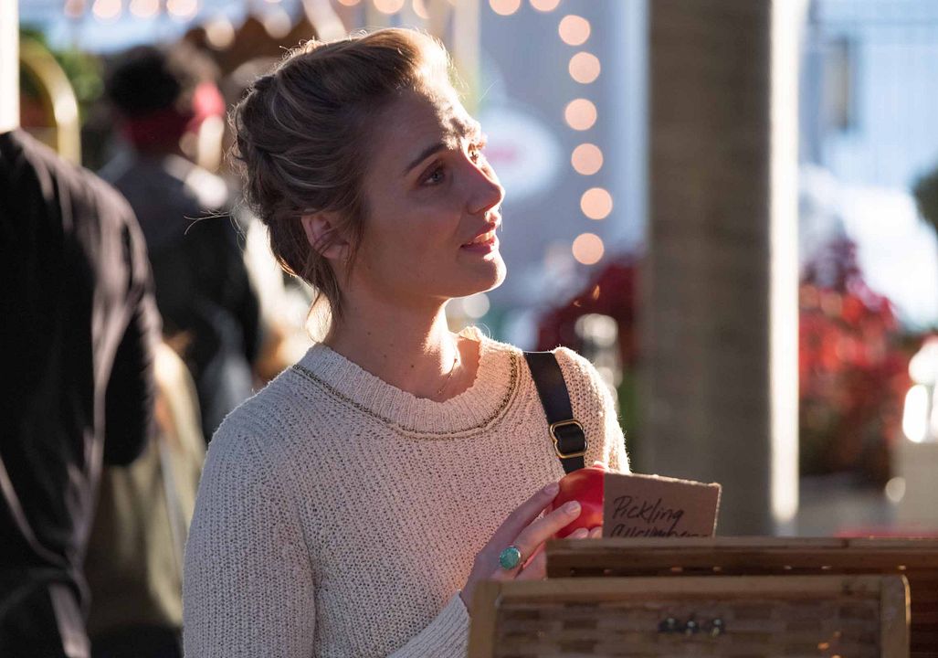 Fotoğraf Clare Bowen