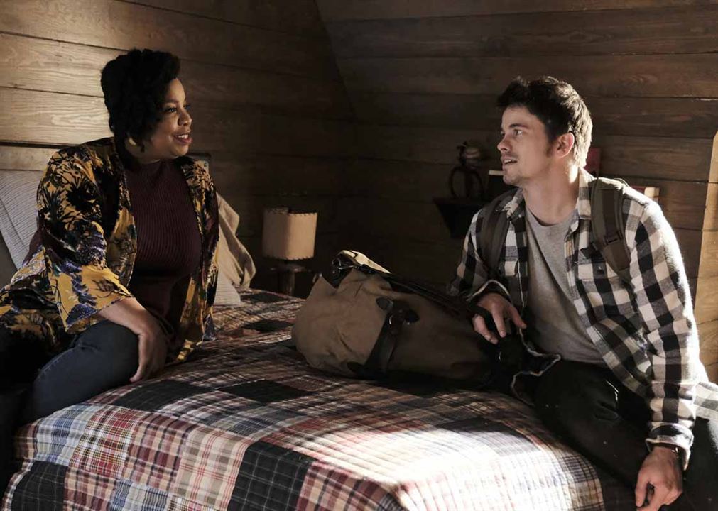 Kevin (Probably) Saves the World : Fotoğraf Kimberly Hebert Gregory, Jason Ritter