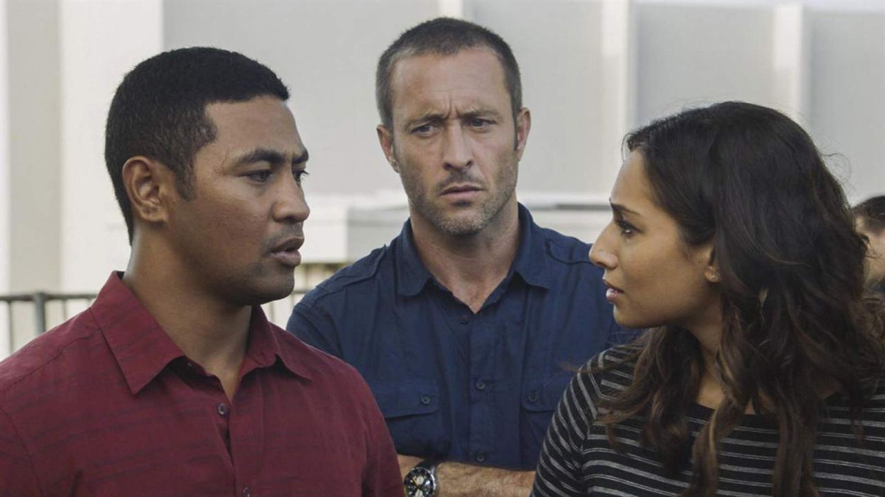 Hawaii Five-0 (2010) : Fotoğraf Beulah Koale, Alex O'Loughlin, Meaghan Rath