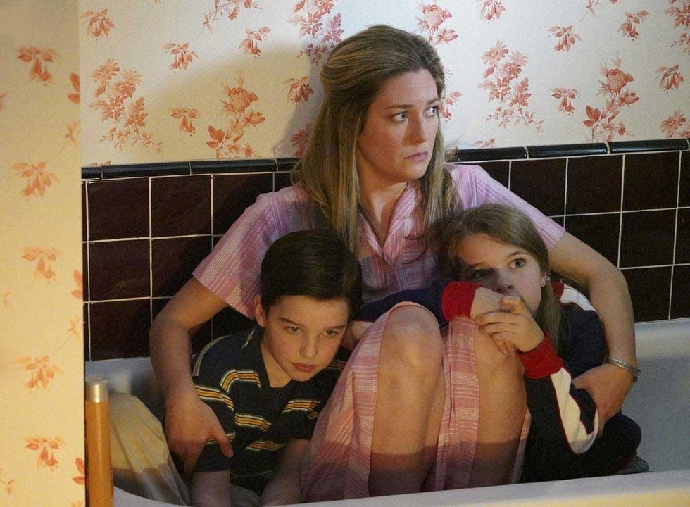 Young Sheldon : Fotoğraf Iain Armitage, Raegan Revord, Zoe Perry