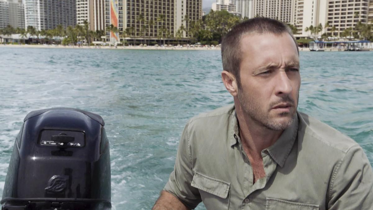 Fotoğraf Alex O'Loughlin