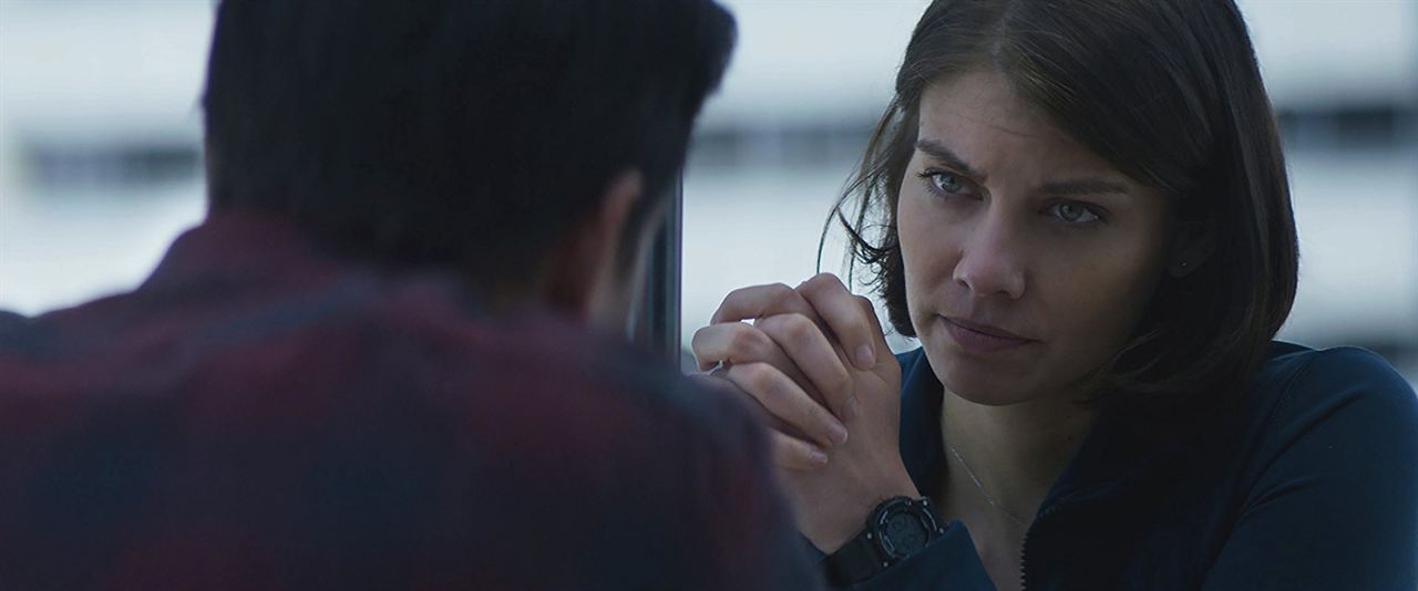 Mile 22 : Fotoğraf Lauren Cohan