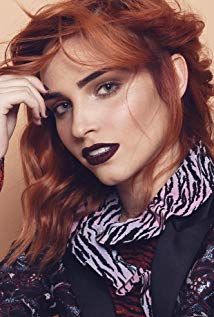 Fotoğraf Minnie West