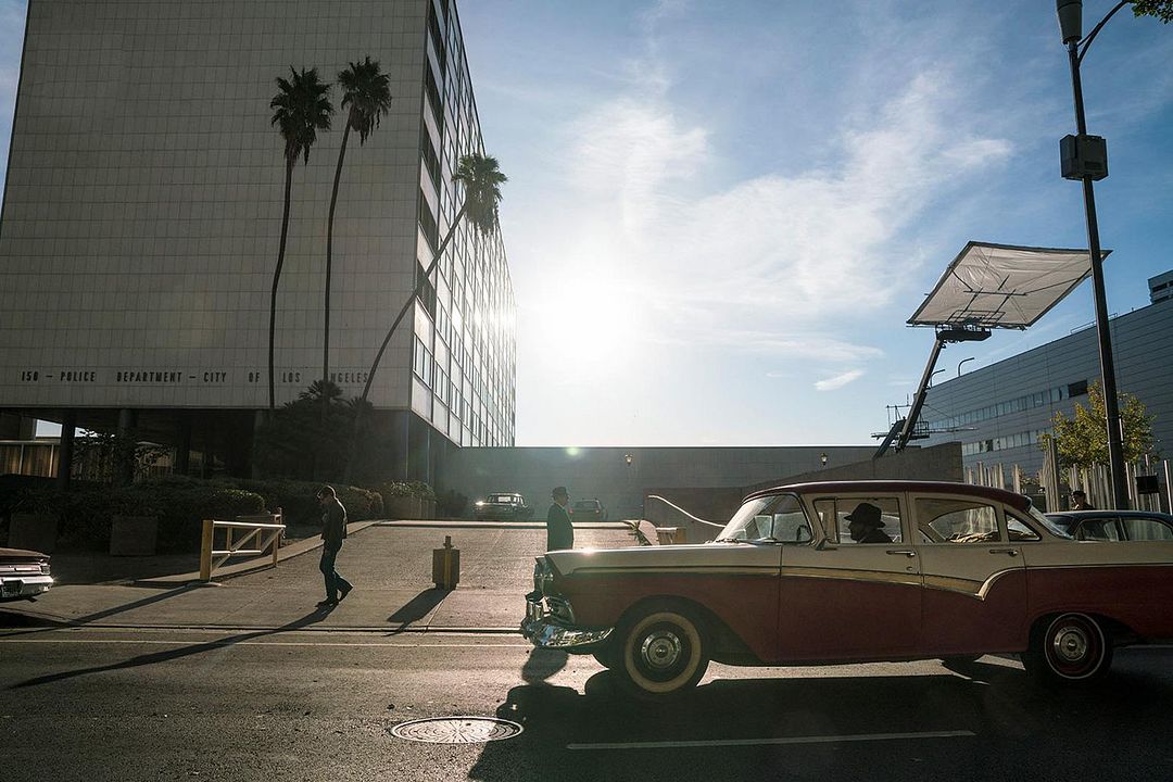 I Am The Night : Fotoğraf