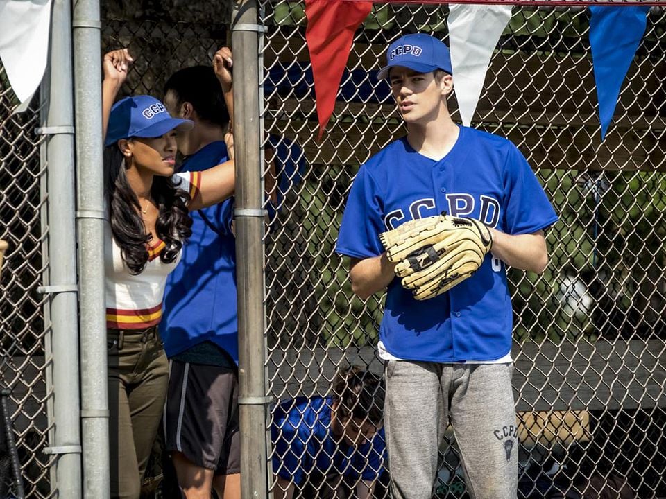 Fotoğraf Candice Patton, Grant Gustin