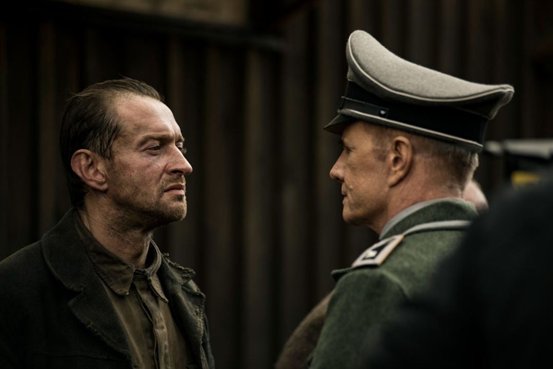 Sobibor : Fotoğraf Konstantin Khabenskiy, Christopher Lambert