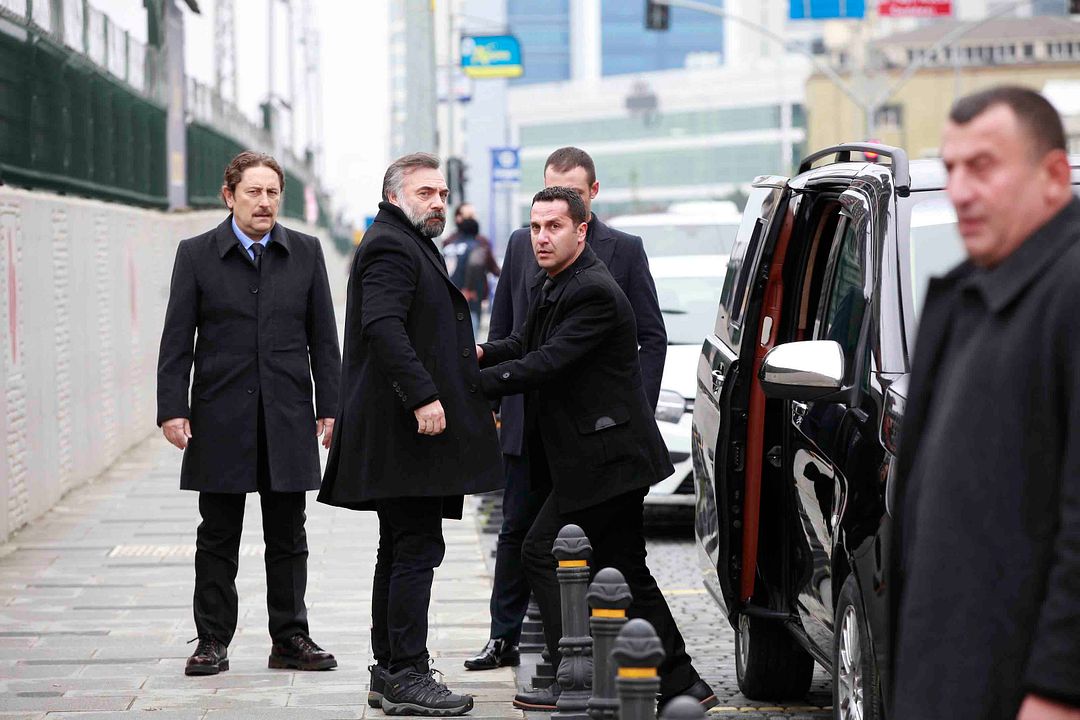 Eşkıya Dünyaya Hükümdar Olmaz : Fotoğraf