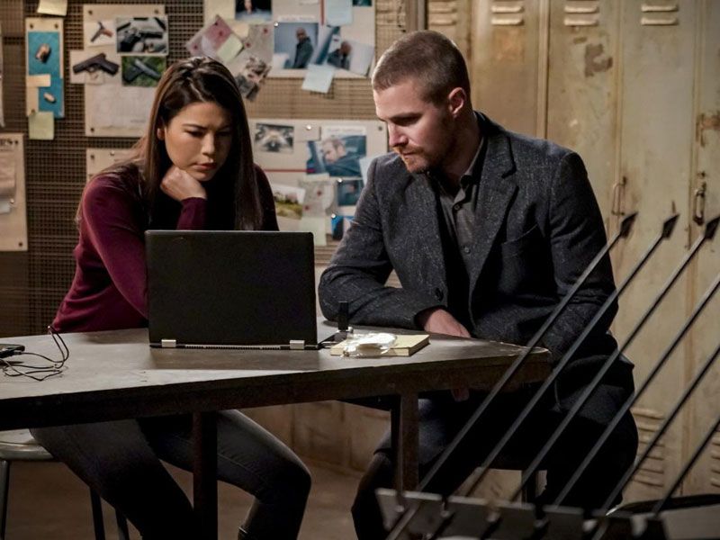 Fotoğraf Stephen Amell, Sea Shimooka
